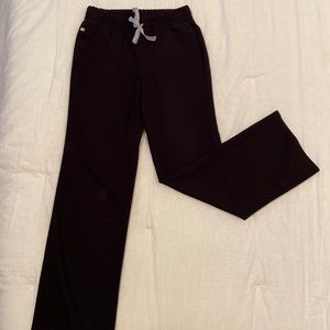 Black Figs wide leg scrub pants